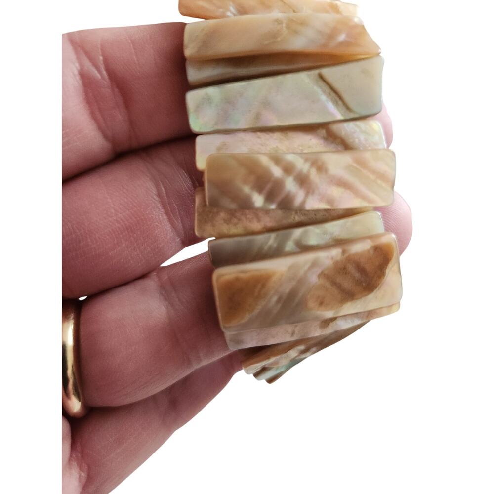 Natural Shell Tile Stretch Bracelet Neutral Cream Beige Beachy Boho